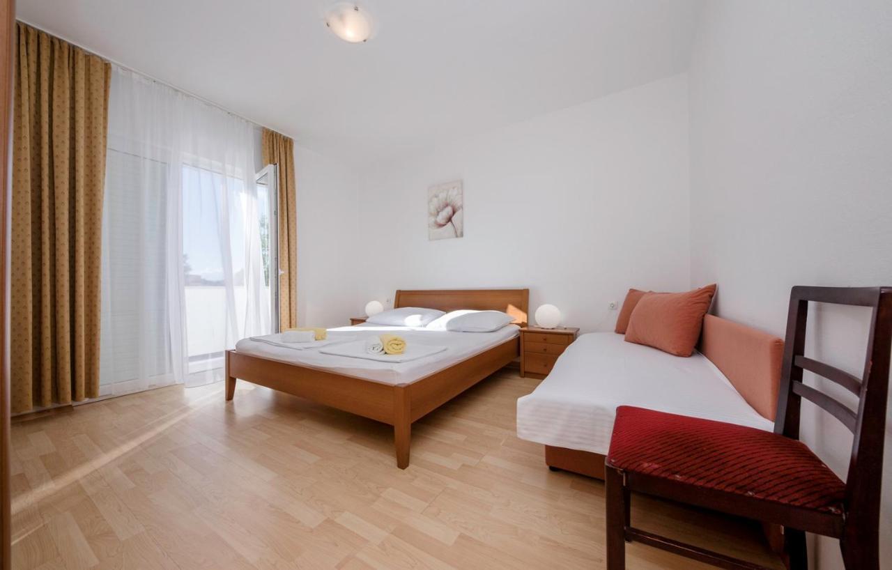 Apartments Stanicic 캄포르 외부 사진